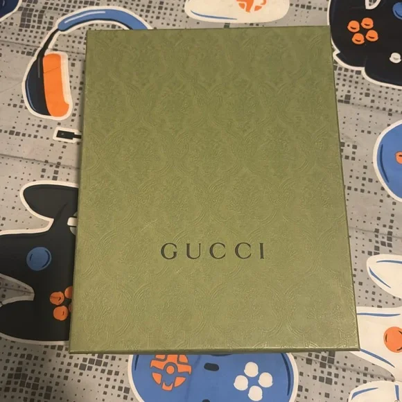 Gucci Rython - Picture 3 of 4